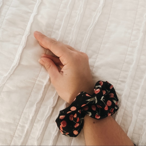 Vintage Cherry Scrunchie - Picture 2 of 2